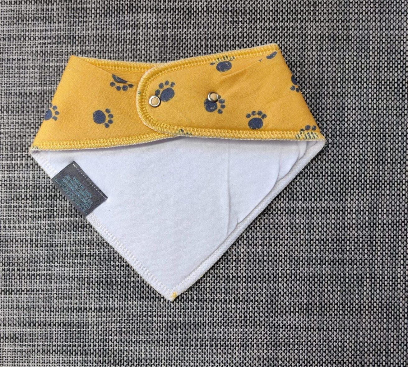 Pitter Patter Paws Organic Cotton Dribble Proof Bib